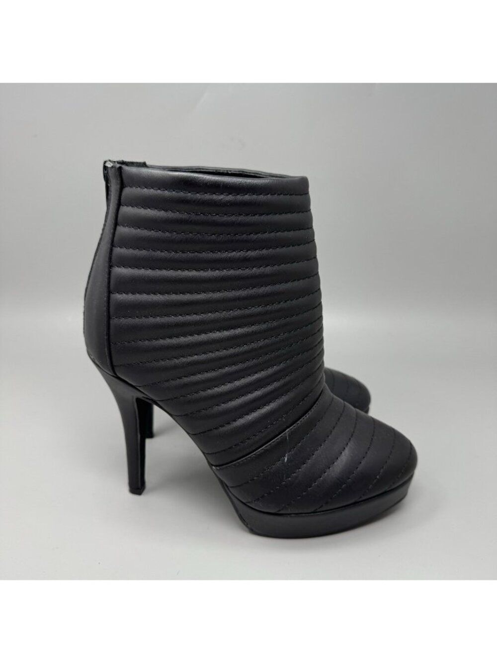 Torrid Black Faux Leather Side Zip Moto Heel Ankle Booties Boots Shoes Size 7